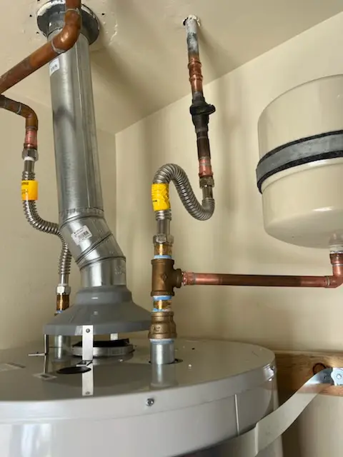 Water heater installation and plumbing repair in Elsmere